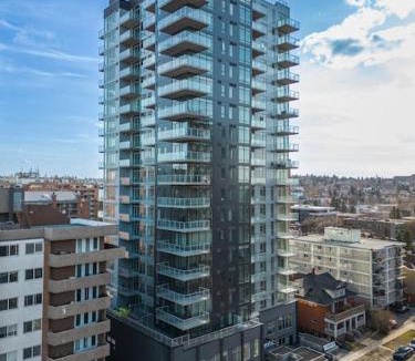Connaught Apartment | Studio Just Steps from Stampede Park, Luxury Living