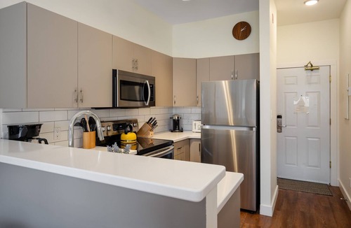Village North Condo | Studio | Market Pavilion | Private Balcony | Common Area Hot Tub | AC | Village Location | Parking