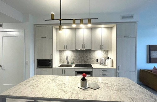 CityPlace Condo | Stunning NEW 1 Bed +Den in King West Ent. District