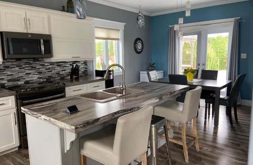 Summerford House | Stunning Ocean View Home - Cozy Cove Chalet