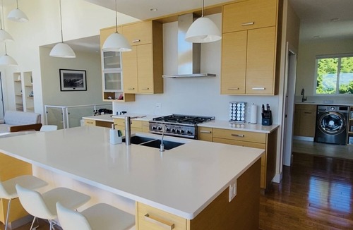 Juan de Fuca Electoral Area House | Stunning open style home set on 3 acres in the Seaside hamlet of Jordan River.
