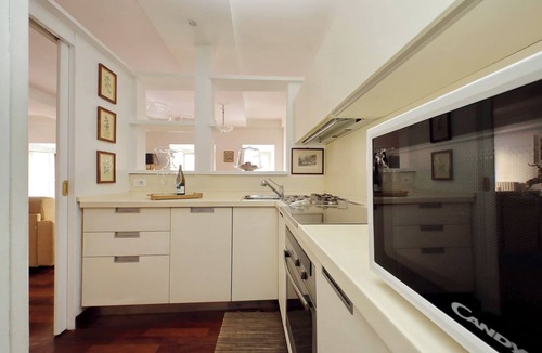 Rome City Centre Apartment | Stunning Pantheon View experience in the heart of Rome