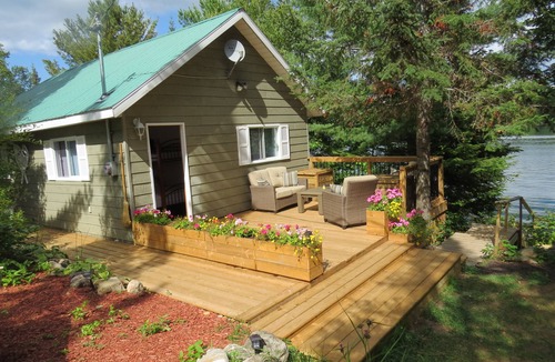 Scotia Cottage | Stunning Private Island on beautiful Clear Lake just minutes from Huntsville