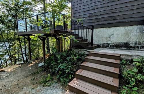 Val-des-Monts Cottage | Stunning, spacious and serene lakefront cottage!