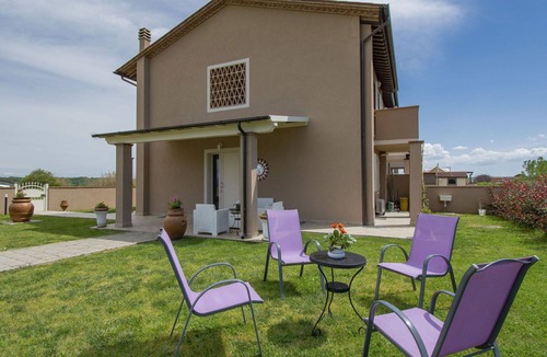Cascine-La Croce House | Stunning villa for 5 people with A/C, WIFI, TV, patio and pets allowed