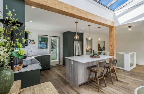 Yellow Point Condo | Stunning Waterfront Condo With Panoramic Ocean View Newly Renovated