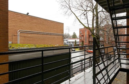 Cote-Des-Neiges—Notre-Dame-De-Grace Apartment | Stylish 2BR in Montreal