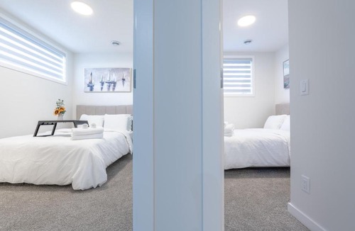 Southeast Calgary Apartment | Stylish Getaway 2BD Basement by YMCA and South Health Campus Hospital