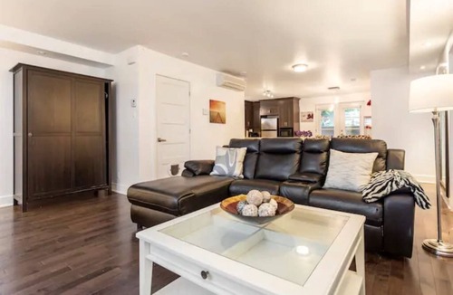 Brossard Apartment | *Stylish quiet clean-Entire unit separate entrance