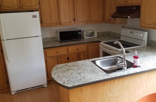 Montcalm Condo | Superb condo very spacious downtown