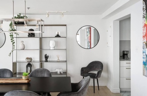 Old Montreal Apartment | Sublime 3BR 2BA Apt | Old Mtl | St Paul ST |