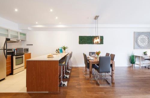 Plateau Mont Royal Apartment | Suite Mont-Royal by MTLVacationRentals
