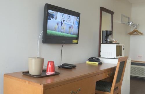 Medicine Hat Hotel | Sun-Dek Motel