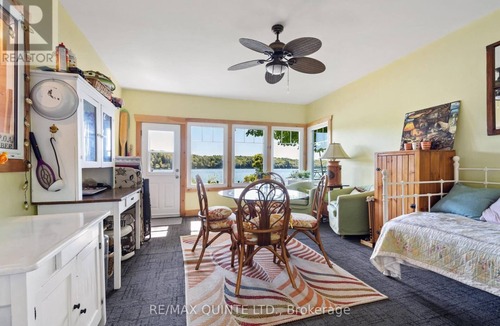 Centre Hastings Cottage | Sunny Pines on the Lake