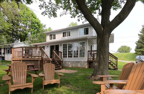Rideau Lakes Ski Chalet | Sunset Delight - Westport Ontario