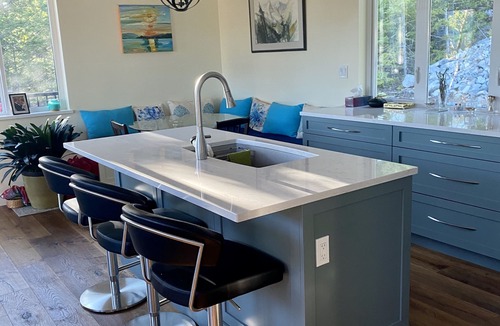 Garden Bay House | Sunshine Coast Forest Retreat in Garden Bay overlooking Gunboat Bay