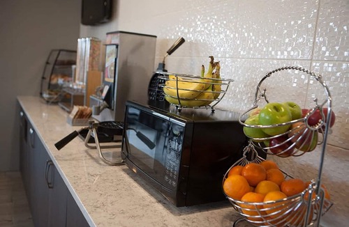Port Elgin Hotel | Super 8 by Wyndham Port Elgin