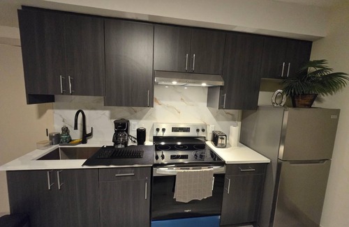 West Edmonton House | Super Cozy/Private Bachelor Pad in Serene Neighborhood