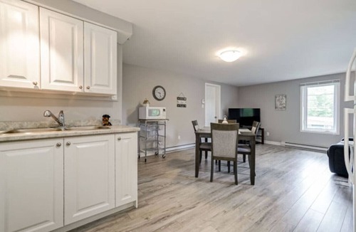 Buckingham Apartment | Superb apartment in Ange-Gardien