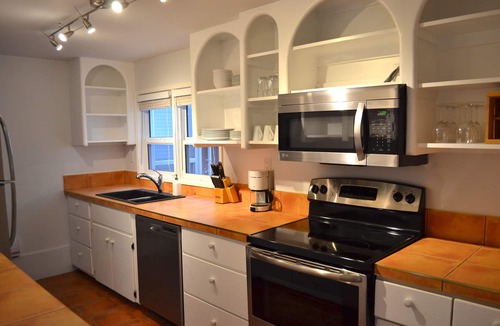 Okanagan-Similkameen House | *SUPERB LOCATION* Directly Across from Lake Okanagan!