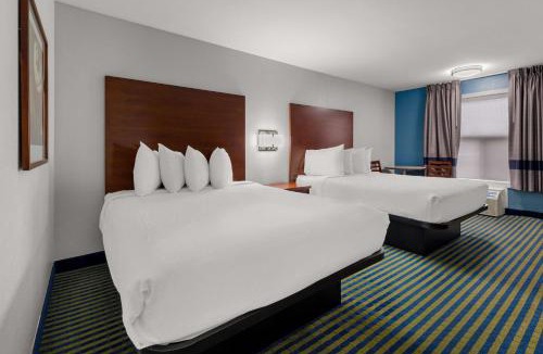 Brooks Hotel | SureStay Plus by Best Western Brooks