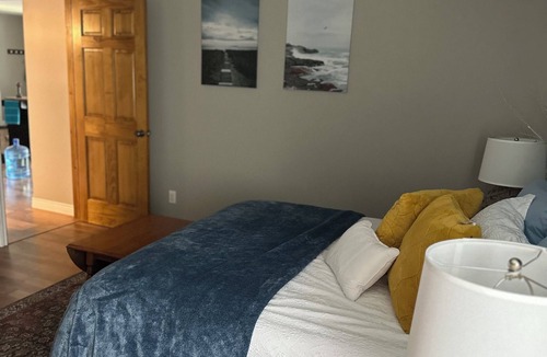 Digby County Cottage | 🌲Swim, Sun, Sunsets, Fish, relax, campfires, walk🎏To be enjoyed all year long