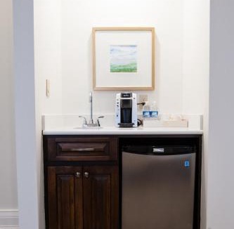 Queens Square Hotel | Sydney Boutique Inn & Suites