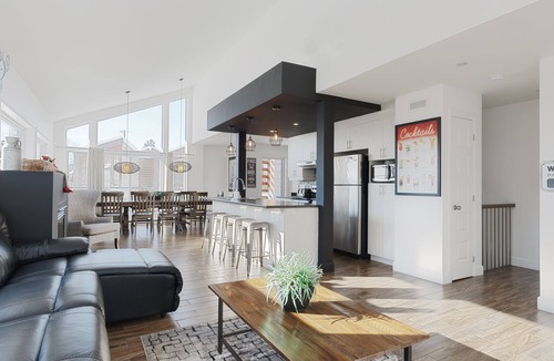 Stoneham Ski Chalet | The 26 - Chalet In Stoneham