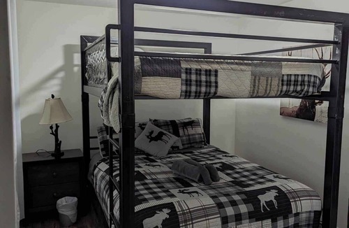 Stoneham Ski Chalet | The 26 - Chalet In Stoneham