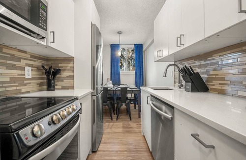 Mission District Apartment | The Abstract | 3BR Condo Near 17th Ave & Stampede!
