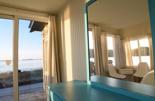 St. Andrews Cottage | The Artists Cabin - On the Bay of Fundy