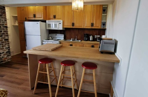 Small Point-Adam's Cove Cottage | The Avalon Church Cottage