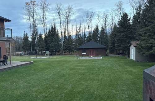 Candle Lake Cottage | The Back Nine House - 4BR Luxury Near Candle Lake Golf