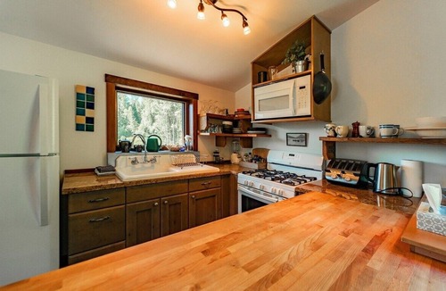 East Kootenay House | The Barn at Forest’s Edge