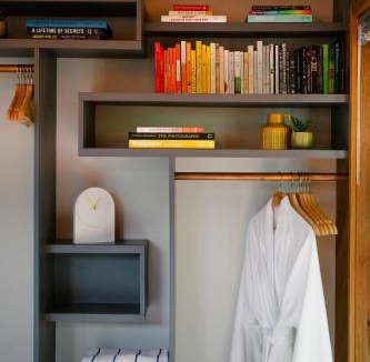Departure Bay Apartment | The Bayview