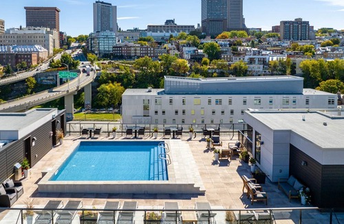 Saint-Roch Apartment | The Caïman Complex, 408