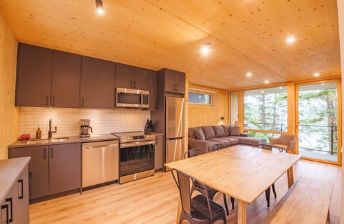 Ucluelet Cabin | The Cabins - 2 Bedroom - Signature Ocean Front