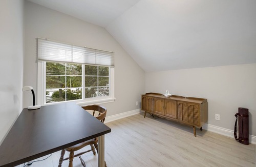 Severn House | The Captains Lake House