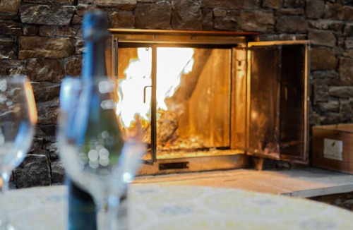 Mayo Ski Chalet | The Cardinal and spa