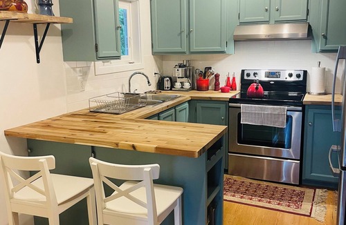 Chemainus House | The Cedars Escape and Spa