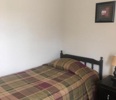Gander Hotel | The Country Inn Motel