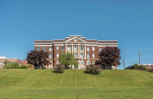 Thunder Bay Hotel | The Courthouse Hotel, an Ascend Collection Hotel