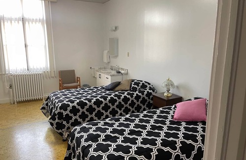 Sainte-Anne-des-Monts Hostel | The Couvent, 234 - chambre 2 lits simple
