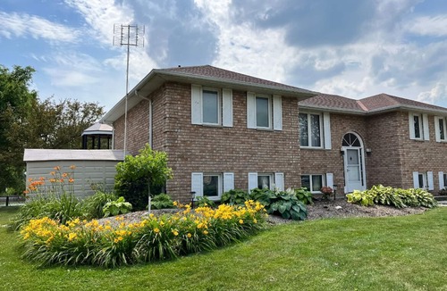 Lighthouse Cove House | The Cove 4 bedrooms, 8 guest + futon, 3 full baths
