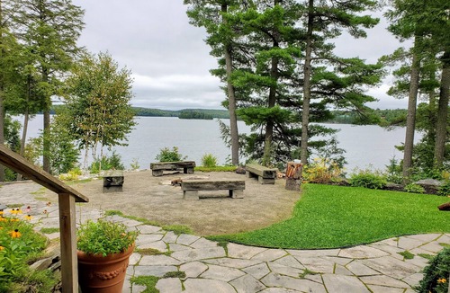 Dysart et al Cottage | The Cozy Canadian Lake House