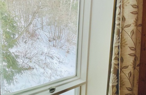 L'Anse-Saint-Jean Apartment | The cozy fjord view spot for families
