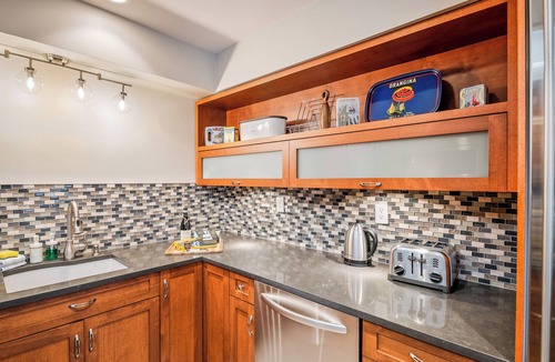 Whistler Cay Heights Condo | The Crest | Spacious, Central Condo | Free Parking