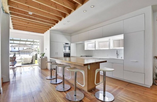 Riley Park House | The Cube - 6BD Minimalist Dream