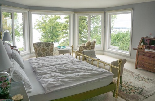 Carrying Place Bed & Breakfast | The Empty Nest B & B