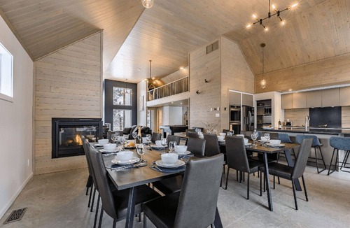 Shefford Ski Chalet | The Experience SÔ Lodge